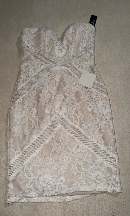 Lulus Dresses & Skirts - Lulus women’s NWOT white lace strapless mini dress